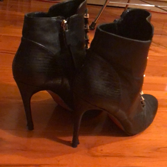 BCBG MaxAzria ‘Bari’ booties - Picture 3 of 7